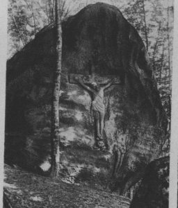 7. Історичний камінь в Лісниках